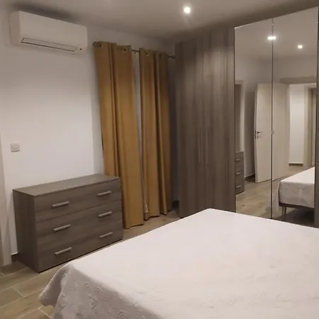Living Apartment